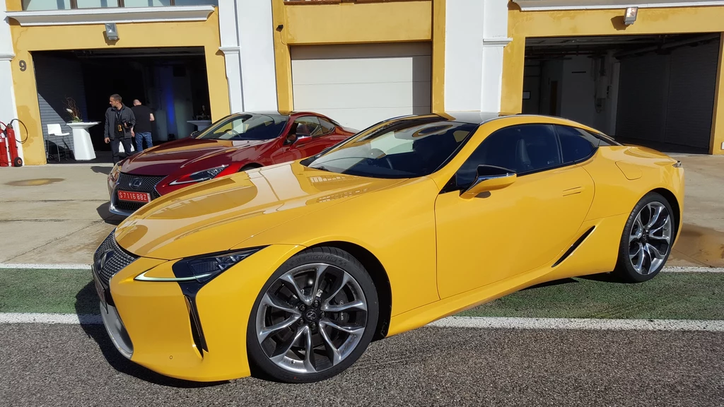 Lexus LC