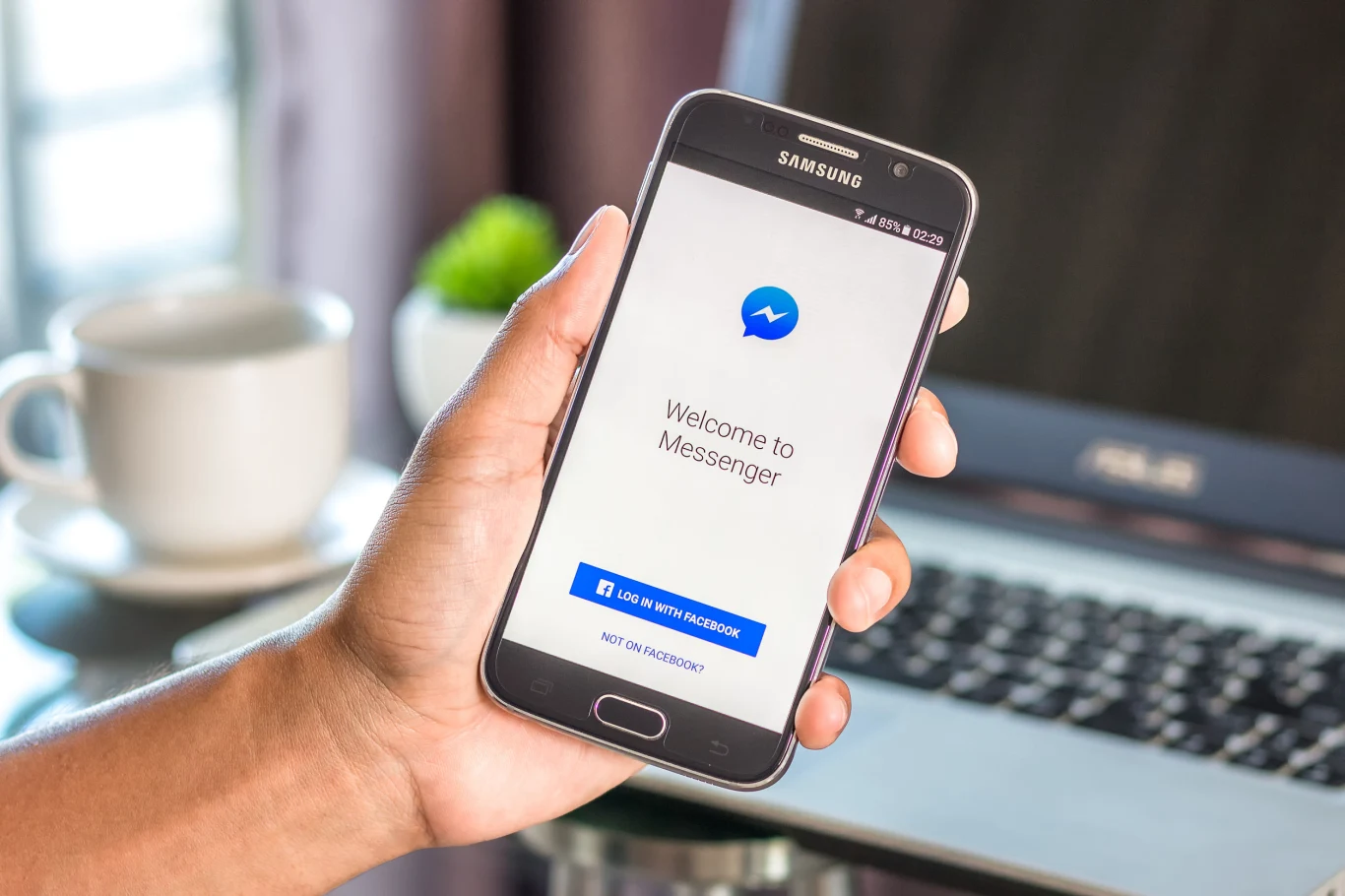 Facebook Messenger staje się coraz bardziej zasobożerny Facebook Messenger staje się coraz bardziej zasobożerny