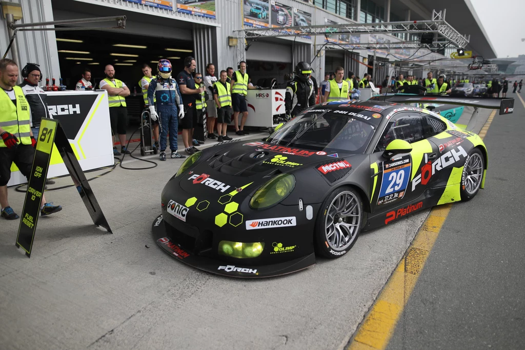 Kubica w Porsche 911 GT3 R