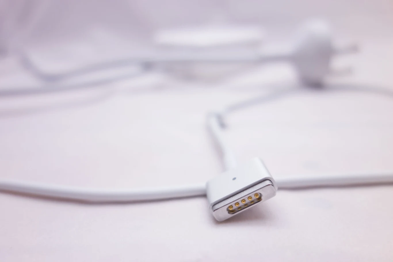 Apple może być zmuszone do zmiany złącza Lightning Apple może być zmuszone do zmiany złącza Lightning