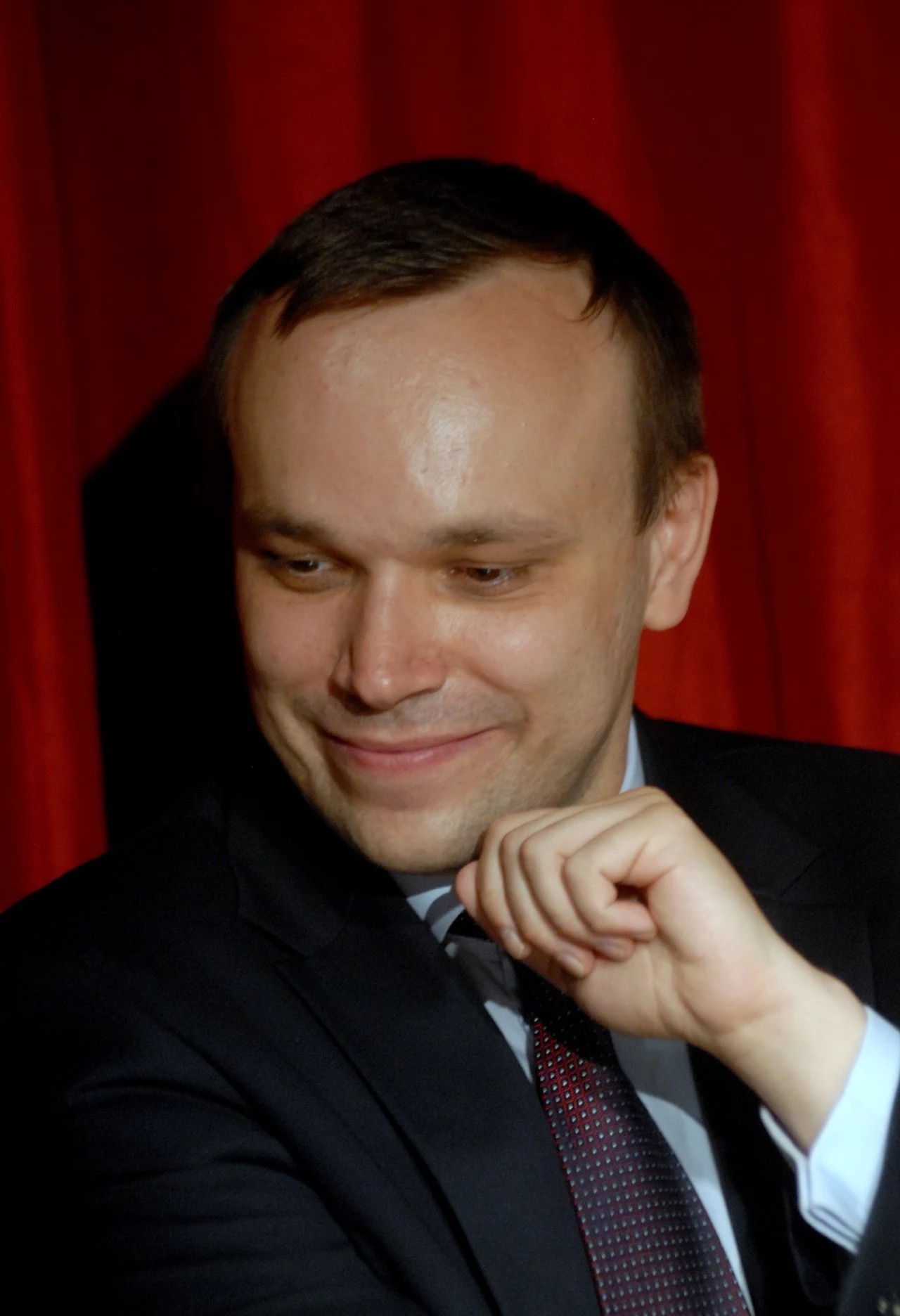 W poniedziałek, 16 stycznia zmarł były rzecznik SLD Tomasz Kalita. Od wiosny 2016 r. zmagał się z chorobą nowotworową, 8 lutego skończyłby 38 lat. W poniedziałek, 16 stycznia zmarł były rzecznik SLD Tomasz Kalita. Od wiosny 2016 r. zmagał się z chorobą nowotworową, 8 lutego skończyłby 38 lat.