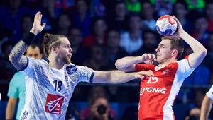 Zawodnik reprezentacji Polski Arkadiusz Moryto (P) i William Accambray (L) z Francji