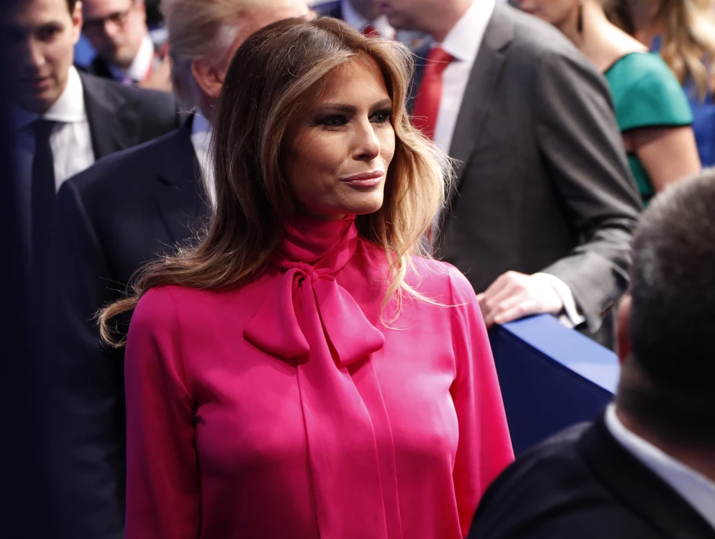 Melania Trump to słoweńsko-amerykańska modelka, żona Donalda Trumpa. Melania Trump to słoweńsko-amerykańska modelka, żona Donalda Trumpa.