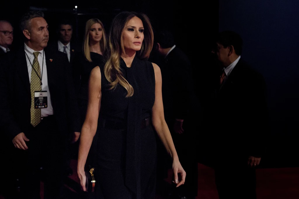 Melania Trump to słoweńsko-amerykańska modelka, żona Donalda Trumpa. Melania Trump to słoweńsko-amerykańska modelka, żona Donalda Trumpa.
