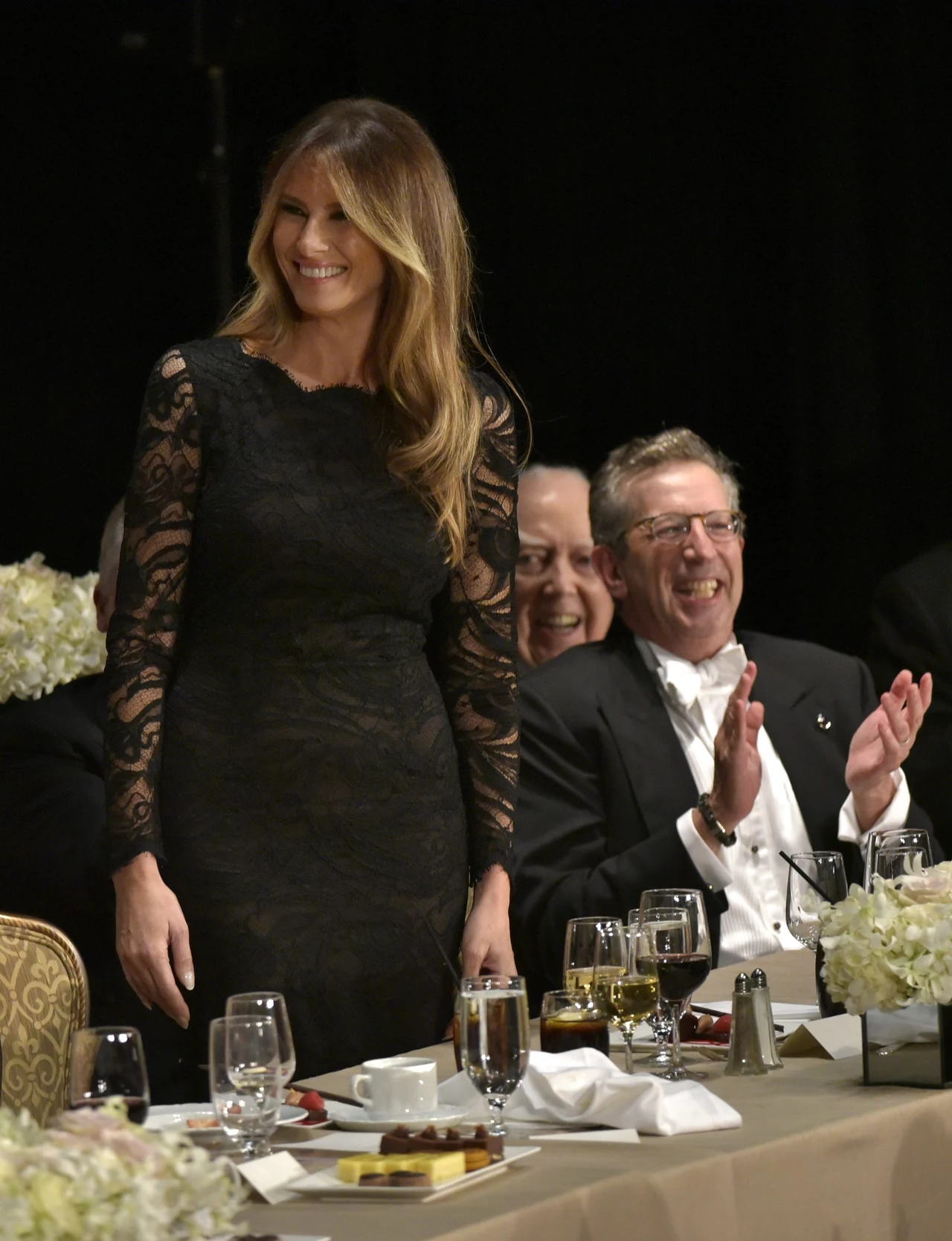 Melania Trump to słoweńsko-amerykańska modelka, żona Donalda Trumpa. Melania Trump to słoweńsko-amerykańska modelka, żona Donalda Trumpa.