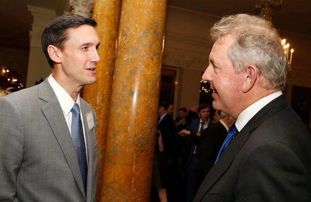Thomas Bossert (L) - doradca ds. bezpieczeństwa i antyterroryzmu. Ma 41 lat. Były zastępca doradcy ds. bezpieczeństwa narodowego za prezydentury George'a W. Busha. Dotychczas szef firmy konsultingowej.