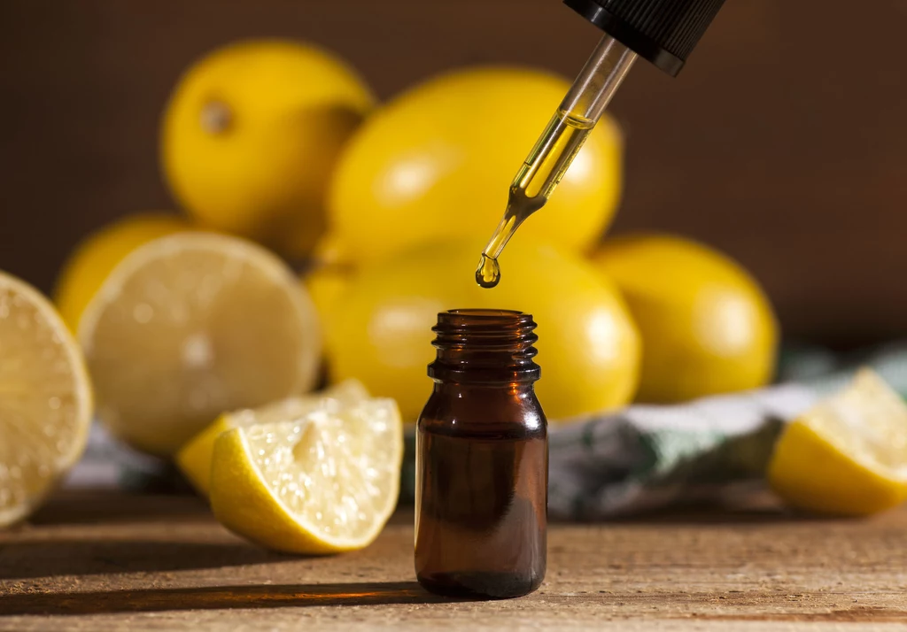 Olejki eteryczne służą głównie do aromaterapii, czyli leczenia zapachem