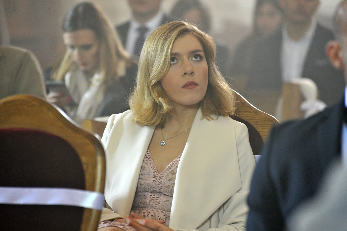 Obecnie Ofelia stara się dotrzeć ze swoją muzyką do jak najszerszej publiczności. W zeszłym roku zagrała kilka koncertów solowych oraz jako support dla zespołu BeMy. Wzięła również udział w warszawskiej oraz nowojorskiej edycji Sofar Sounds