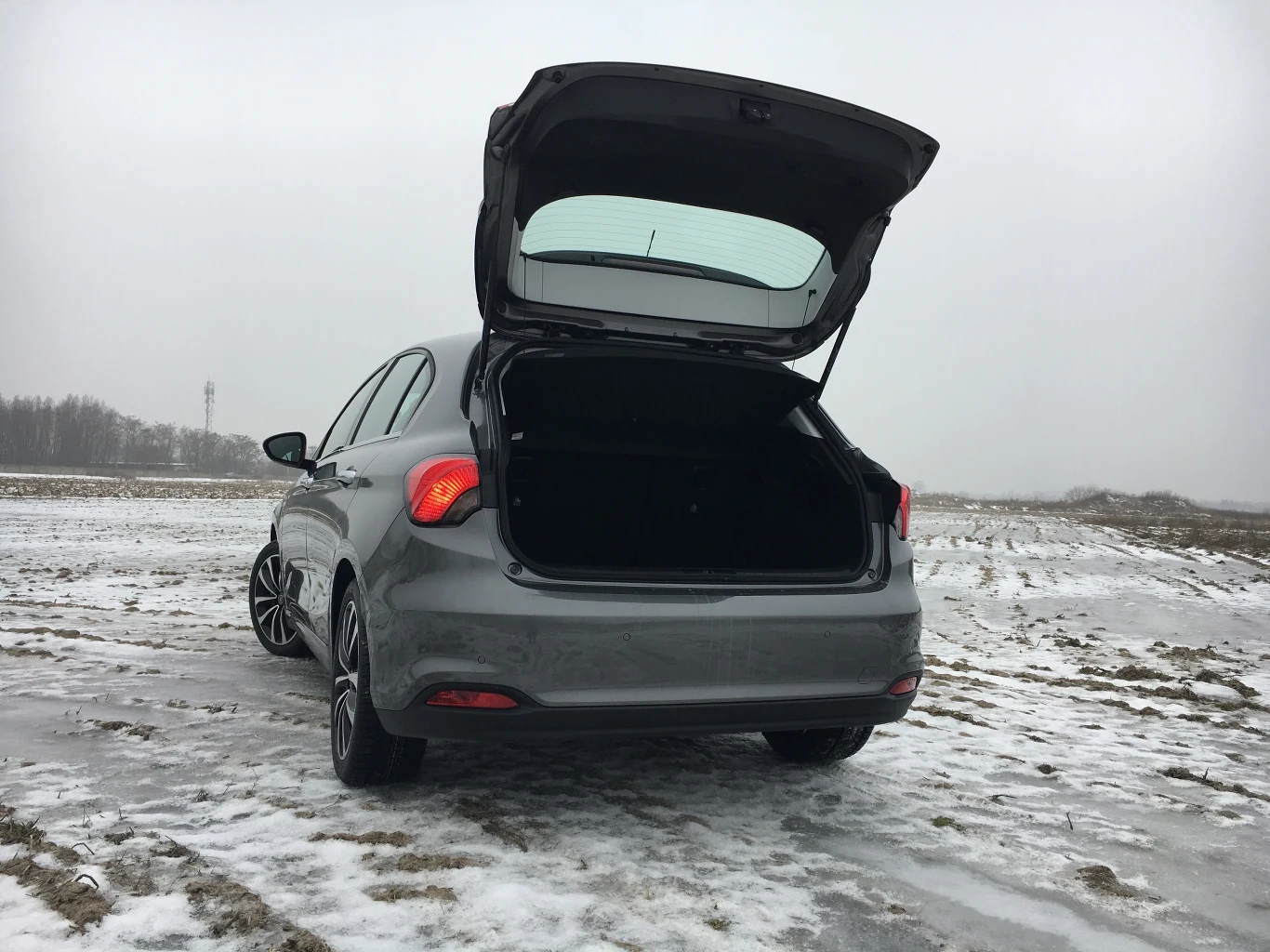 Fiat Tipo hatchback i kombi