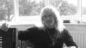 Geoff Nicholls był długoletnim współpracownikiem Black Sabbath
