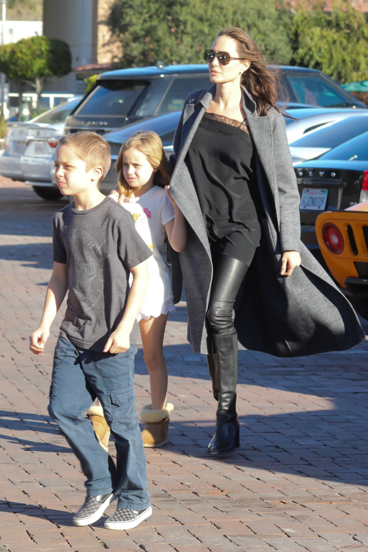 Angelina Jolie z dziećmi Angelina Jolie z dziećmi