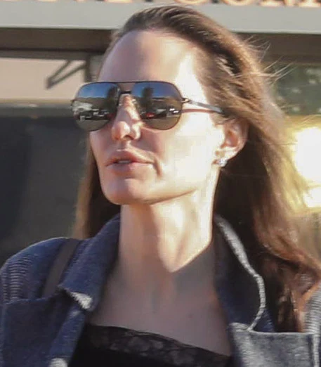 Angelina Jolie Angelina Jolie