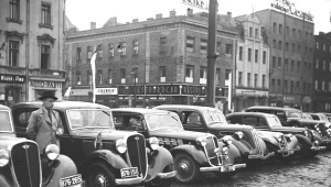 Na początku lat 30. w Polsce zarejestrowanych było około 40 tysięcy samochodów 