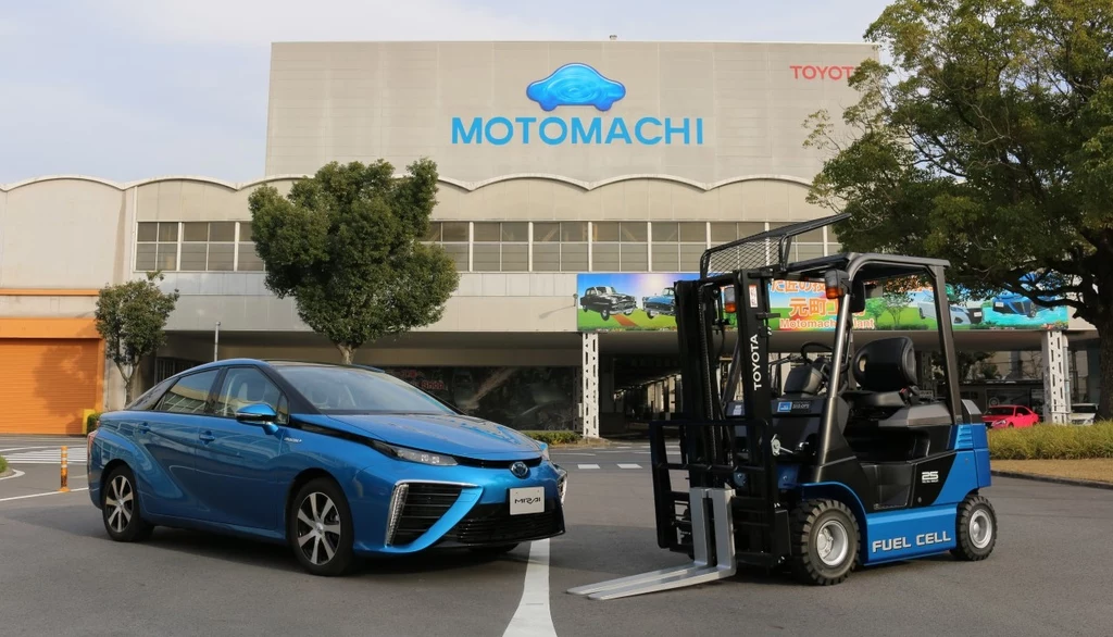 Toyota Mirai i wodorowy wózek widłowy