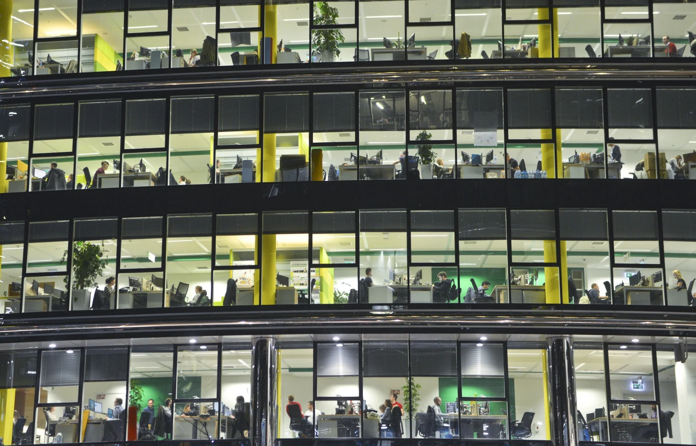 Warszawski biurowiec Warszawski biurowiec