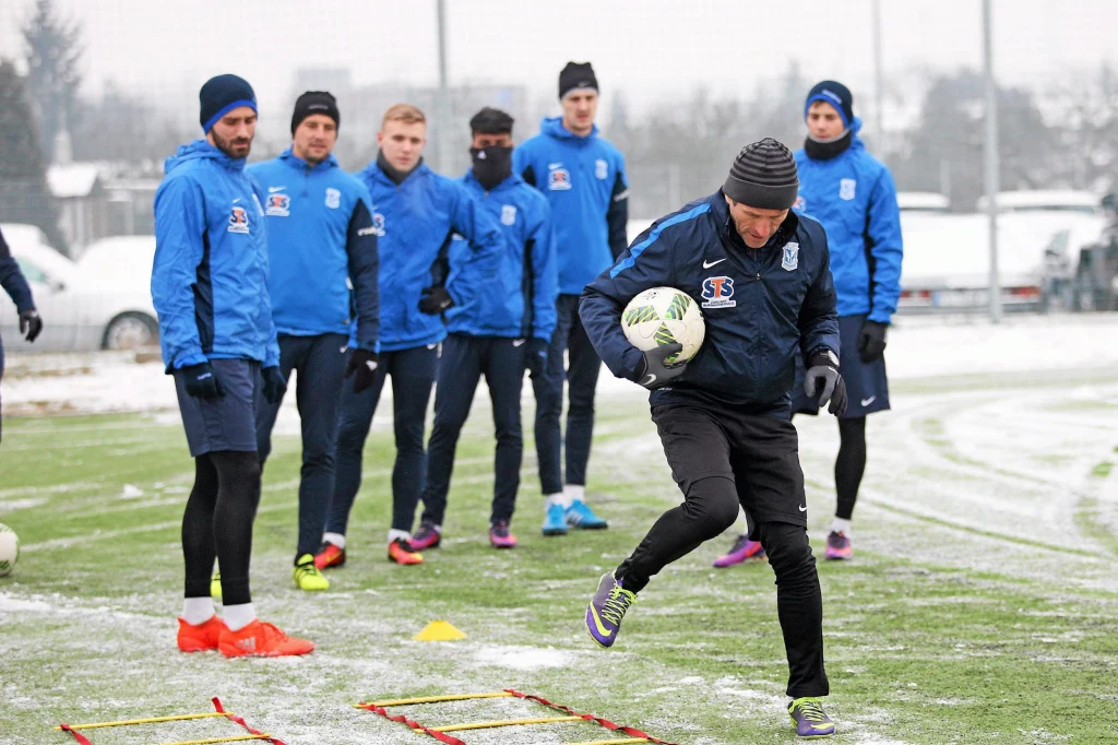 Piłkarze Lecha Poznań podczas treningu Piłkarze Lecha Poznań podczas treningu