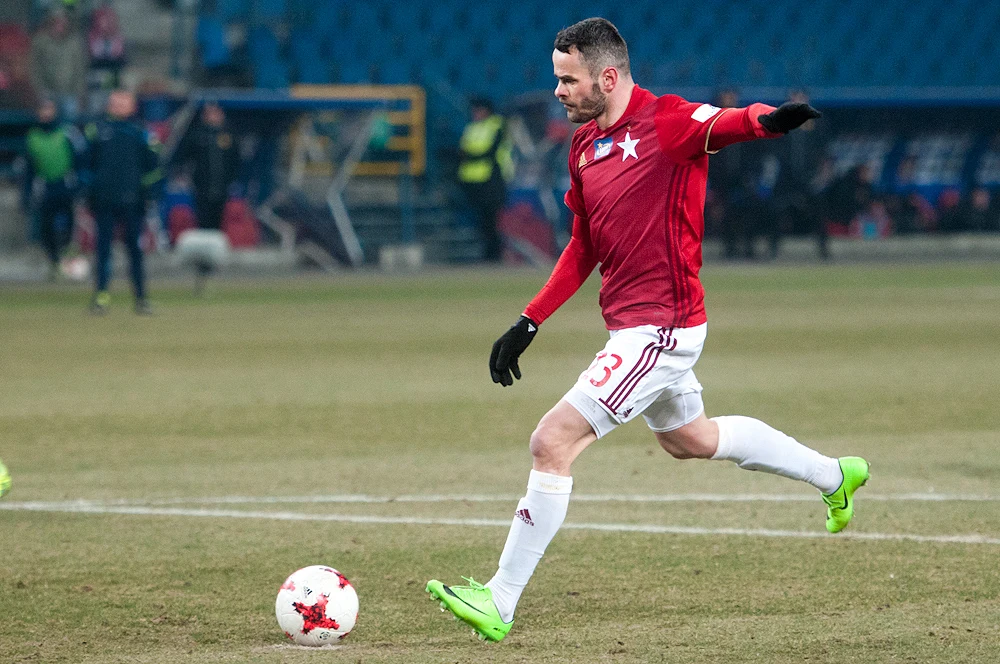 Paweł Brożek w meczu z Koroną Kielce