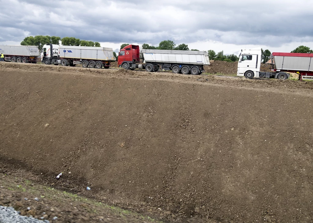 Odcinek drogi S16 ma mieć 74 km długości