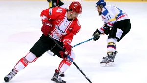 Petr Kalus (z lewej) z Comarchu Cracovii i Kamil Kapica z TatrySki Podahala Nowy Targ