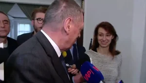 Jan Szyszko i urodziwa dziennikarka