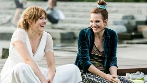 Magdalena Lamparska i Anna Dereszowska w filmie "Porady na zdrady"