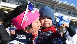 Marit Bjoergen ze swoim synkiem