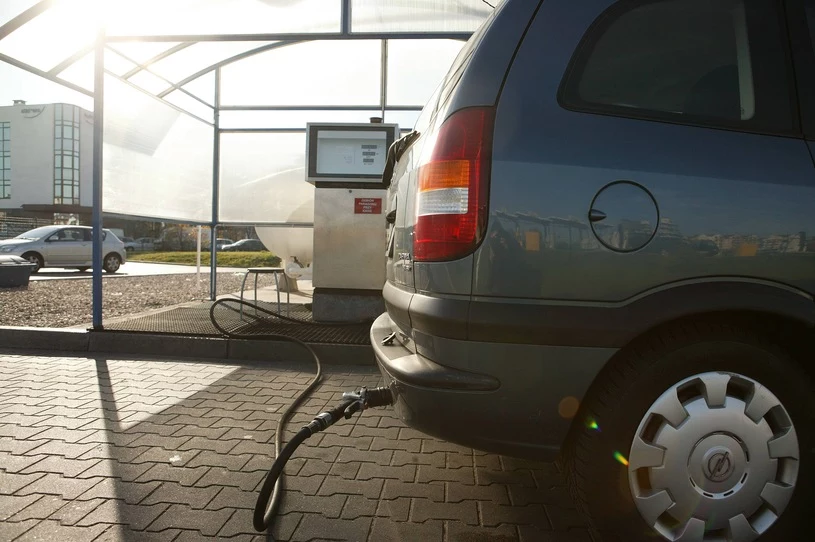 Tankowanie LPG jest niewątpliwie opłacalne, ale trzeba pamiętać o kilku zasadach