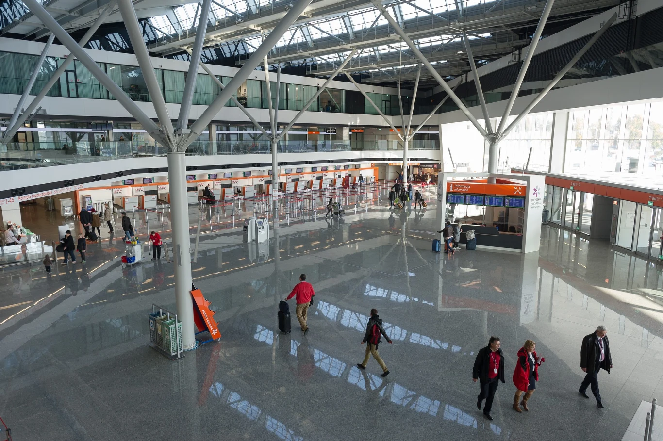 Lotnisko w Warszawie Lotnisko w Warszawie
