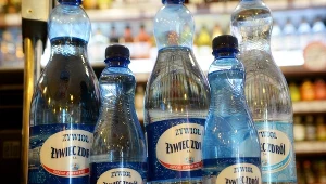 Według prokuratury producent wody Żywioł nie zawinił