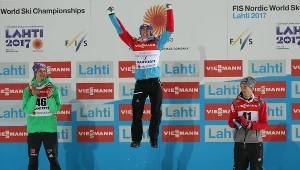 Stefan Kraft (w środku) wygrał dwa razy w Lahti