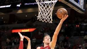 Broniący tytułu Cleveland Cavaliers ulegli na wyjeździe Miami Heat