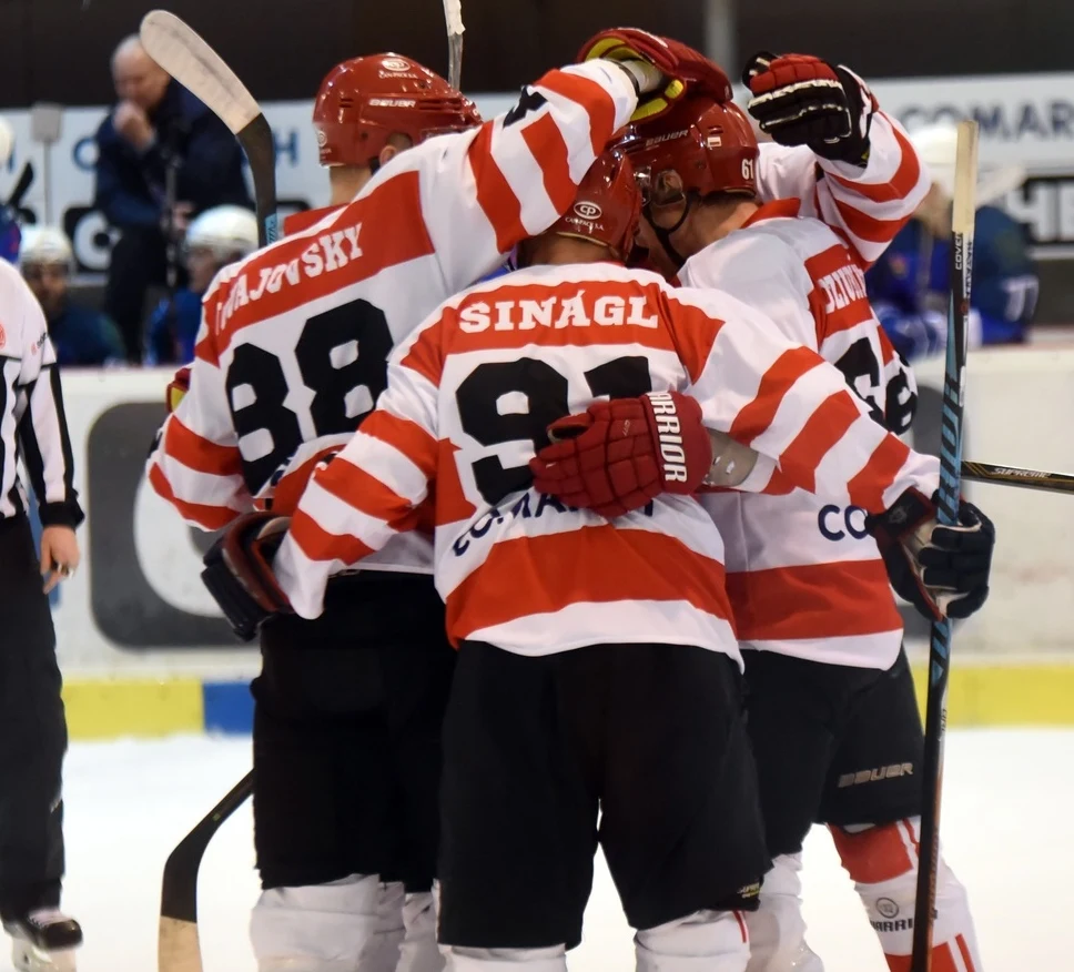 Hokeiści Comarchu Cracovii Hokeiści Comarchu Cracovii