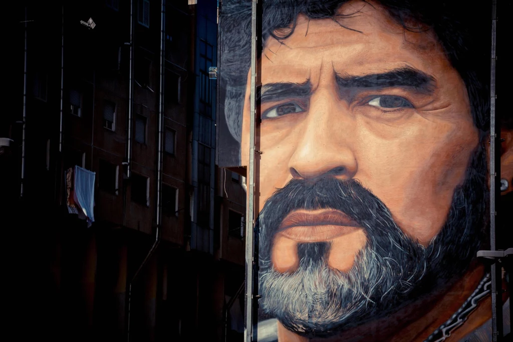 Mural z wizerunkiem Diego Maradony