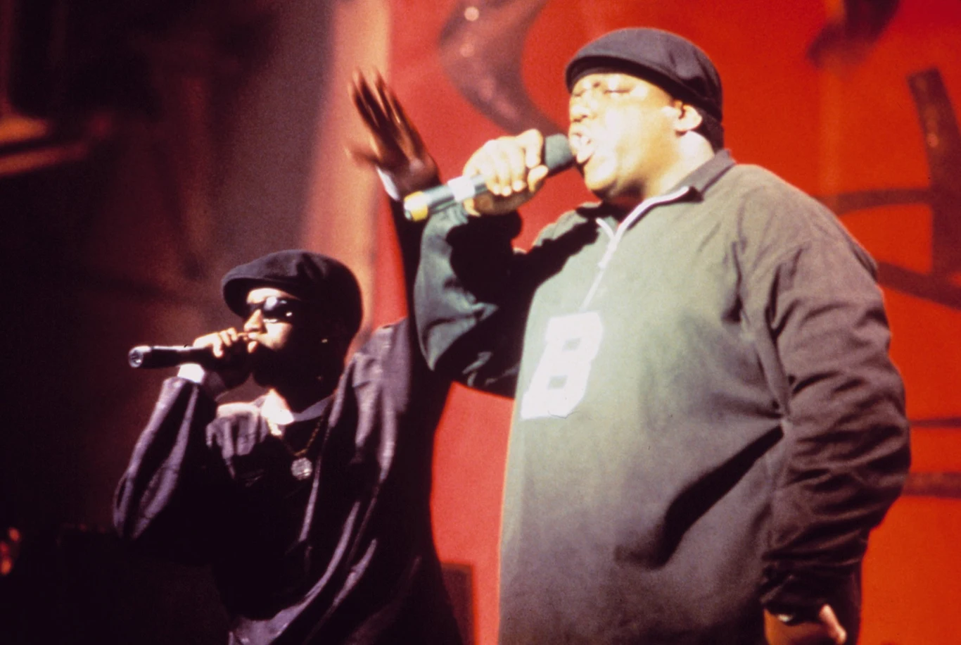 Biggie i Diddy na jednym z koncertów w 1996 roku Biggie i Diddy na jednym z koncertów w 1996 roku