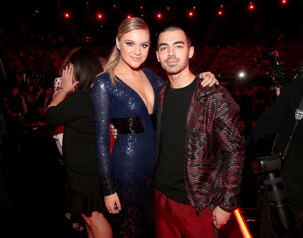 Joe Jonas chce "Camp Rock" tylko dla dorosłych