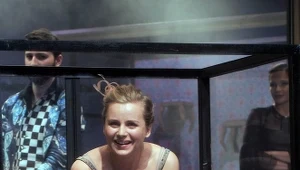 Paulina Chruściel podczas medialnej próby spektaklu "Ożenek"