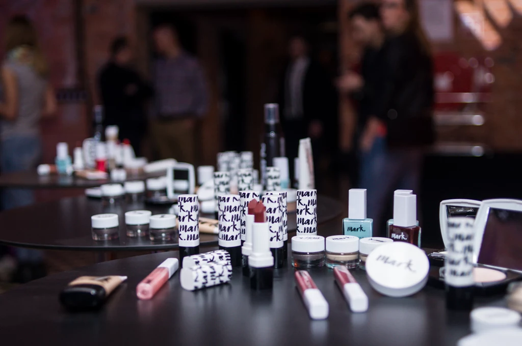 Nowe kosmetyki AVON Mark