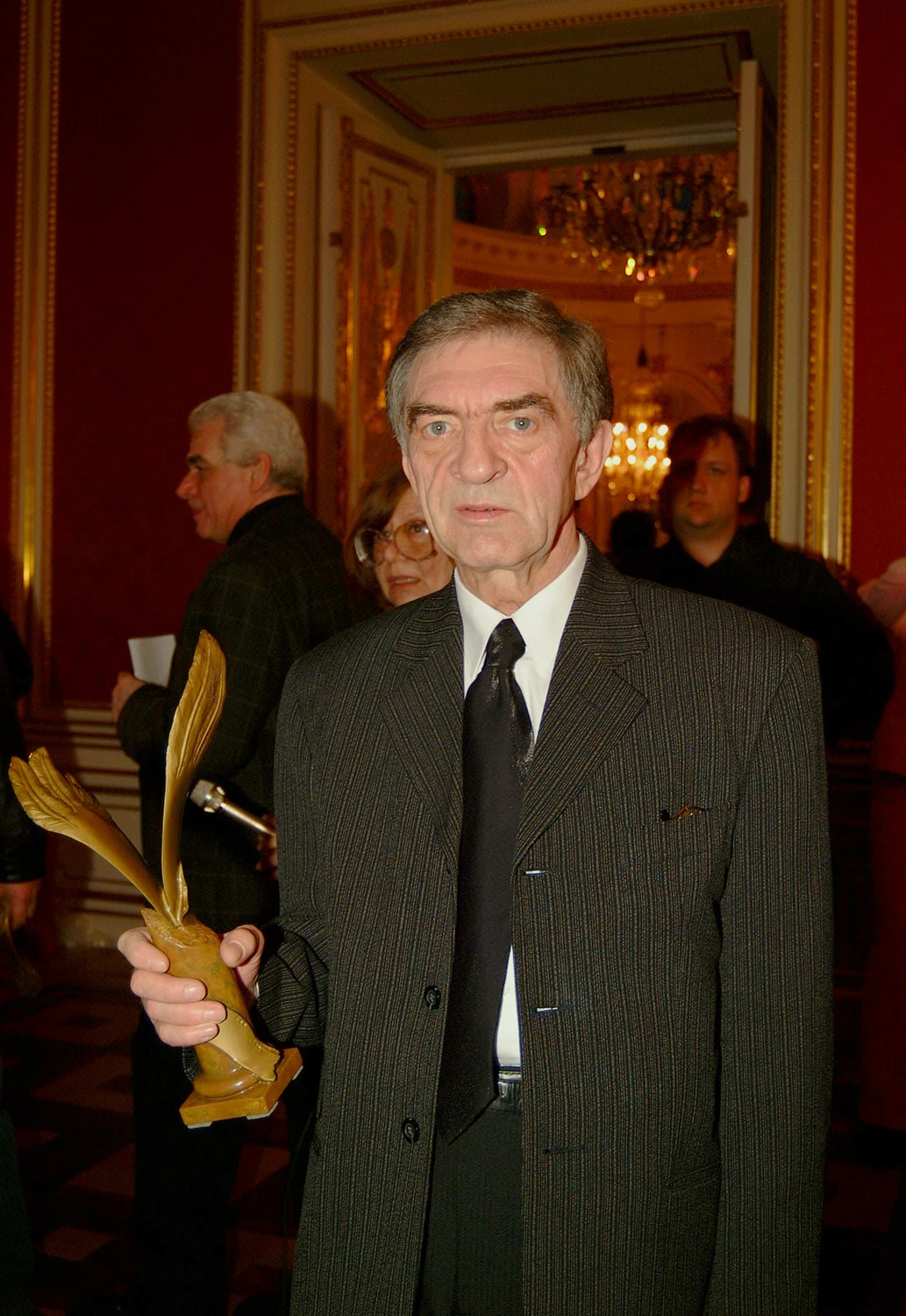 Jest laureatem wielu nagród filmowych i teatralnych, zarówno za pojedyncze role, jak i za całokształt twórczości. W 2002 roku otrzymał Orła dla najlepszego aktora drugoplanowego za rolę w "Quo Vadis". Trela ma również na koncie aktorski triumf na Festiwalu Filmowym w Gdyni za drugoplanowy występ w 'autoportrecie z kochanką" (1996).

W 2011 roku został uhonorowany przez Prezydenta Bronisława Komorowskiego Krzyżem Komandorskim z Gwiazdą Orderu Odrodzenia Polski.