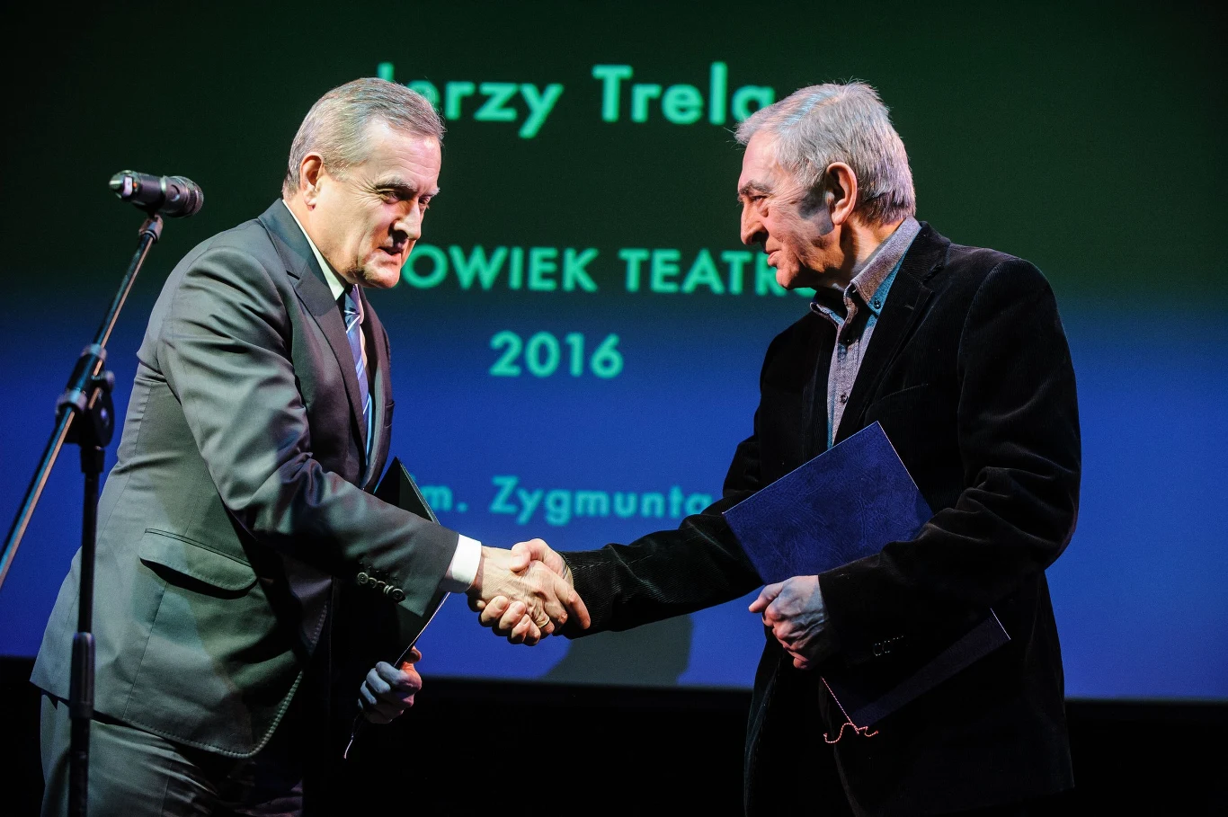 W 2016 roku Trela został laureatem nagrody teatralnej im. Zygmunta Huebnera.

"Dla mnie to wyróżnienie ma symboliczne znaczenie. Przeszedłem długą drogę w teatrze, a zaczynała się ona w Starym Teatrze (...) po odejściu pana, panie Zygmuncie, z tego teatru. Ale przyszedłem do zespołu, który pan stworzył. Do teatru, który ściągnął wybitnych reżyserów, stworzył wybitny zespół aktorski i przede wszystkim ludzki, w którym dane mi było przez tyle lat pracować" - powiedział Trela, zwracając się retorycznie do patrona nagrody. "To, że nie spotkałem pana osobiście od początku, to wielki żal. Ale chodziłem do tego teatru, uczyłem się na nim, na pańskich spektaklach. Pan nie był zaborczym dyrektorem i reżyserem; pan tworzył konkurencję w tym teatrze i różnorodność" - zauważył.