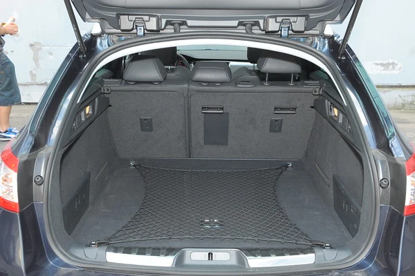 Peugeot 508 SW (2011-)