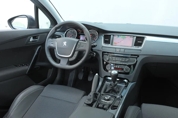 Peugeot 508 SW (2011-)
