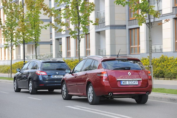 Peugeot 508 SW (2011-), Renault Laguna Grandtour III (2007-2014)