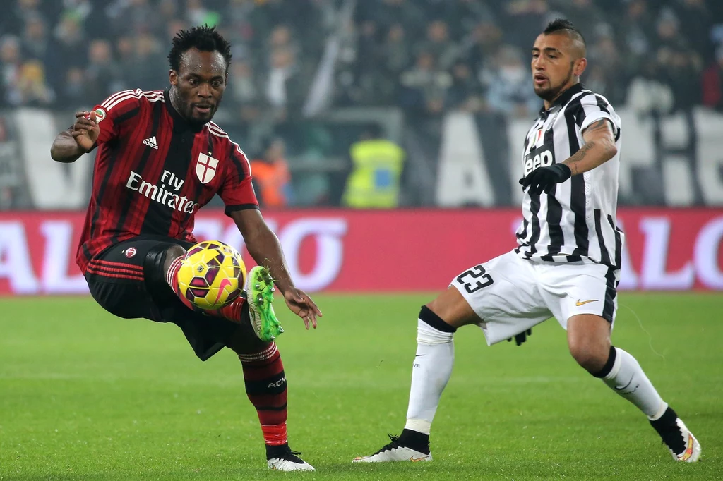 Michael Essien (z lewej) Michael Essien (z lewej)