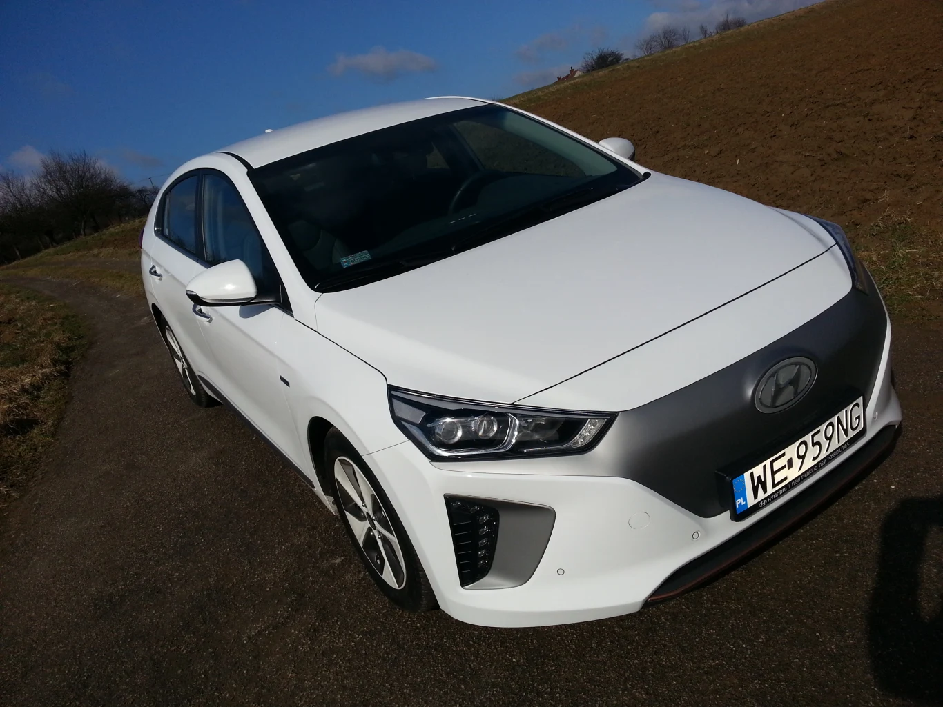Hyundai IONIQ Electric Hyundai IONIQ Electric