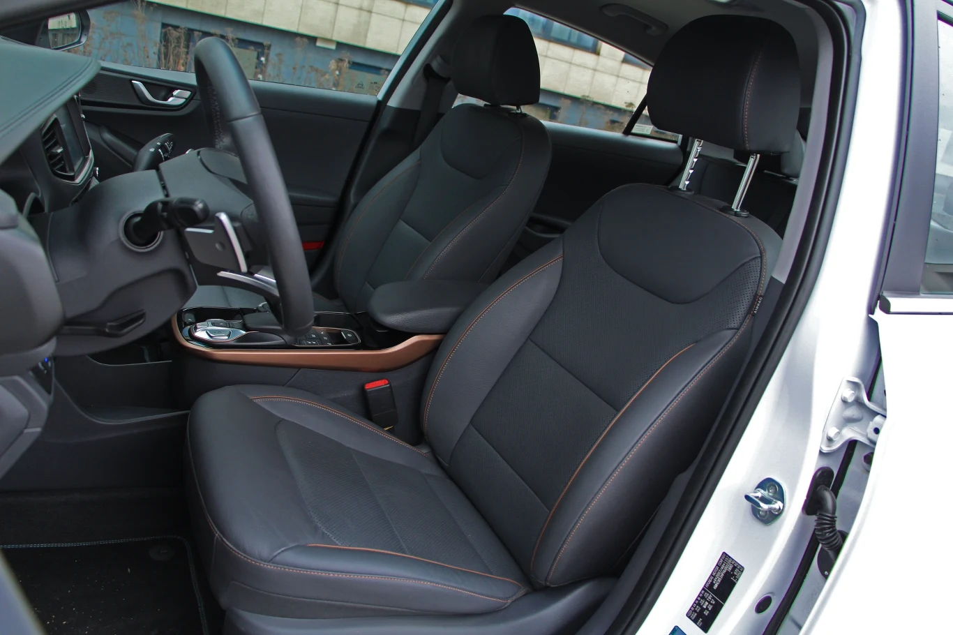 Hyundai IONIQ Electric Hyundai IONIQ Electric