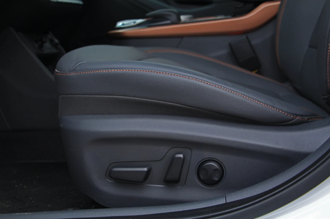 Hyundai IONIQ Electric Hyundai IONIQ Electric