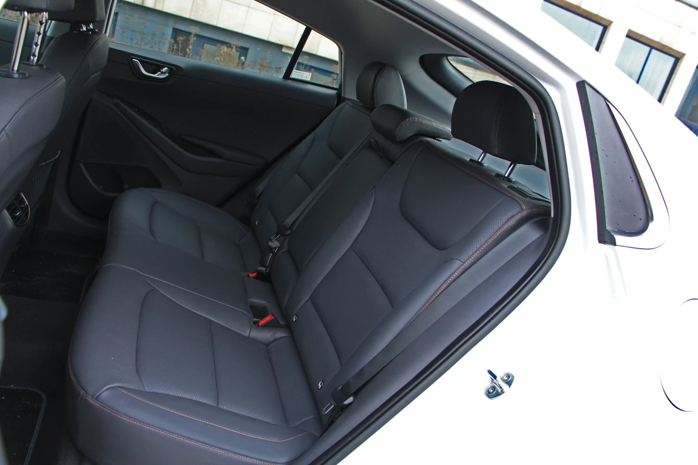 Hyundai IONIQ Electric Hyundai IONIQ Electric