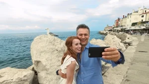 Tana Pauhofová i Michał Żebrowski w filmie "Wszystko albo nic"