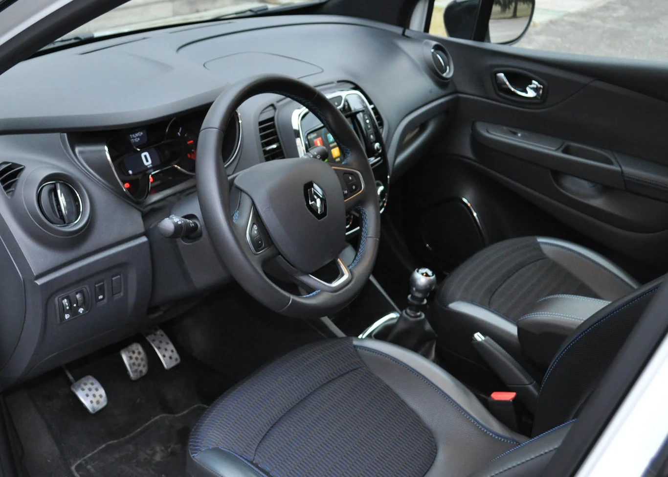 Renault Captur Night & Day TCe 120