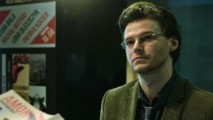 Mateusz Kościukiewicz w scenie z filmu "Amok"